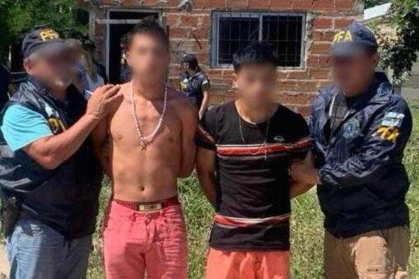 Detenidos por crimen de Umma: Axel Rojas, Miguel Romero y un adolescente.