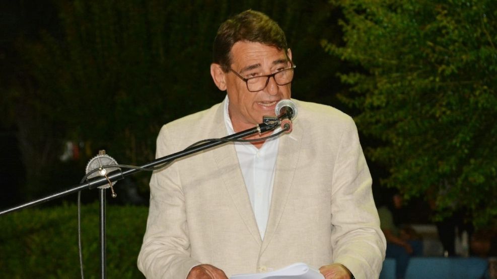 Intendente Néstor Landra, figura política de Tabossi, Entre Ríos.